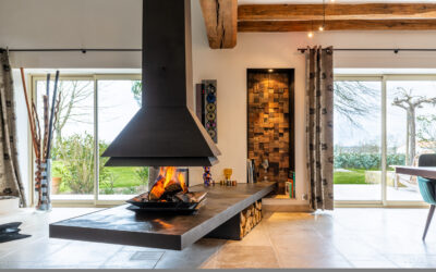 VYROSA, la cheminée au design artisanal